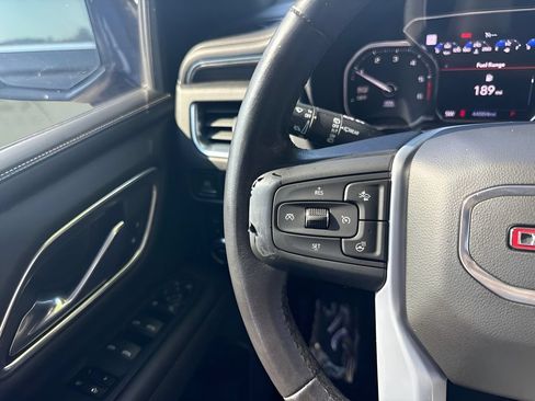 Used 2021 GMC Yukon SLT w/ SLT Premium Package AWD/4WD image 19