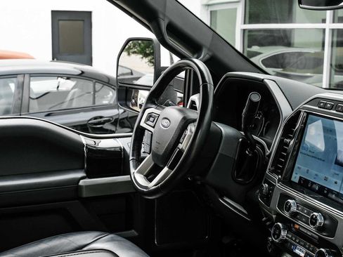 Used 2022 Ford F350 Platinum AWD/4WD image 16