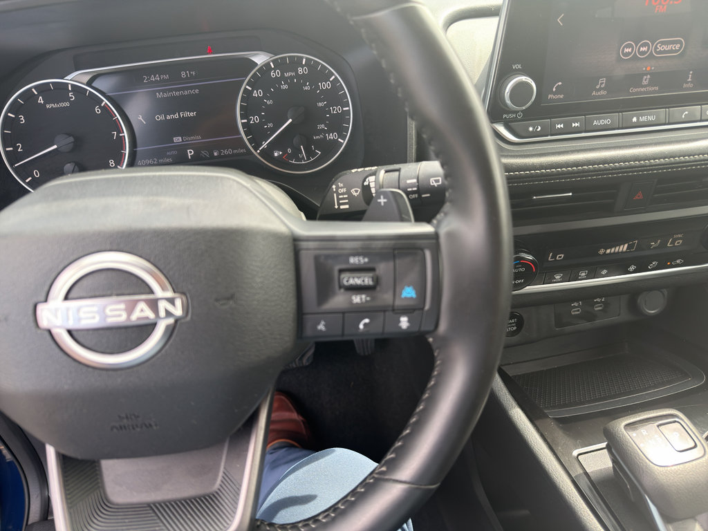 Used 2025 Nissan Rogue SV AWD/4WD image 15