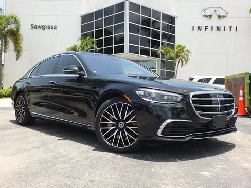 Used 2021 Mercedes-Benz S 580 4MATIC Sedan image 1