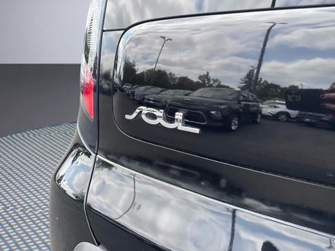 Used 2016 Kia Soul FWD image 6