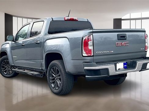 Used 2020 GMC Canyon SLE w/ Elevation Edition image 4