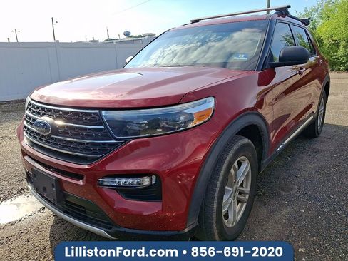Used 2020 Ford Explorer XLT w/ Equipment Group 202A AWD/4WD image 1