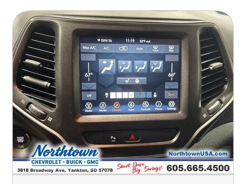 Used 2020 Jeep Cherokee Trailhawk w/ Cold Weather Group AWD/4WD image 18