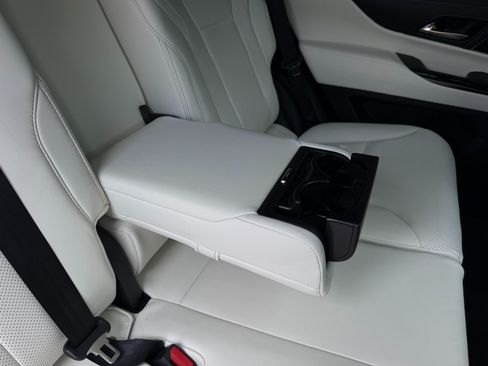 Used 2026 Lexus LX 700h Luxury AWD/4WD image 22