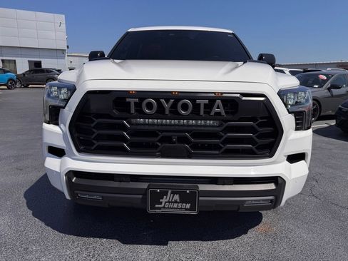 Used 2024 Toyota Sequoia TRD Pro AWD/4WD image 8