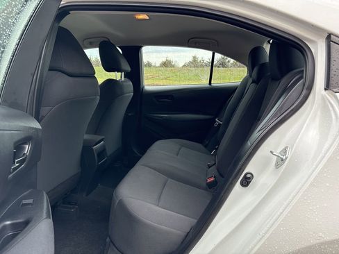 Used 2022 Toyota Corolla LE image 33