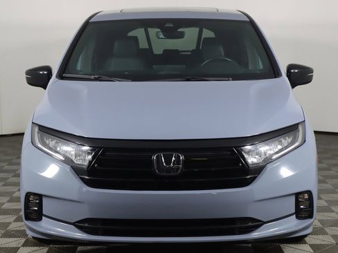 Used 2023 Honda Odyssey Sport image 11