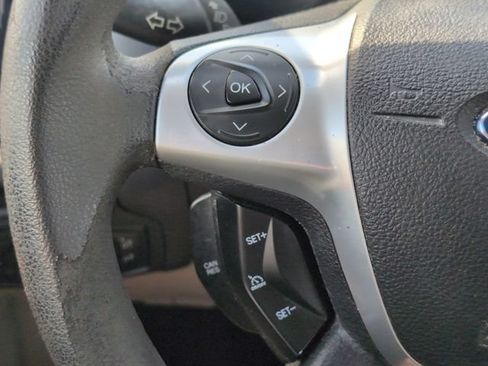 Used 2014 Ford Focus SE FWD image 18