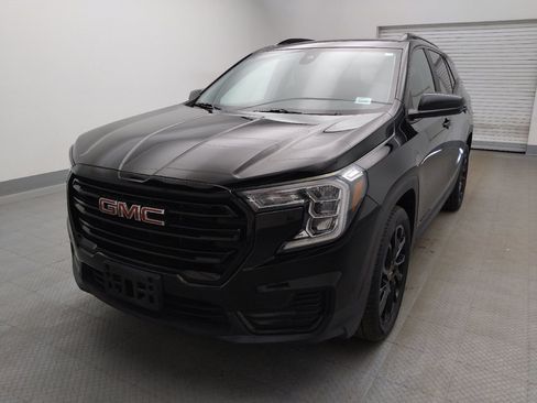 Used 2023 GMC Terrain SLE w/ Elevation Edition FWD image 15