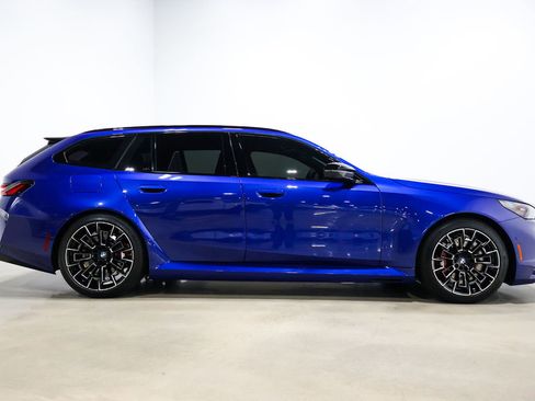 Used 2025 BMW M5 Touring image 84