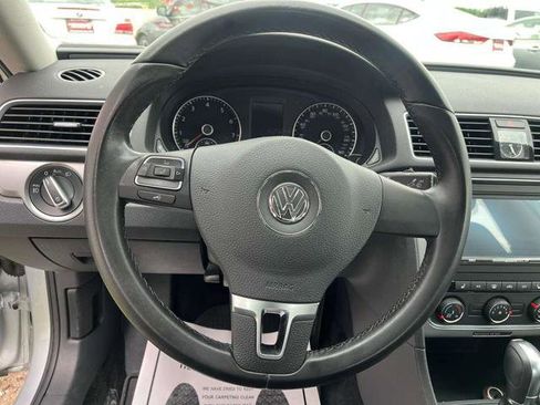 Used 2015 Volkswagen Passat 1.8T Limited Edition FWD image 20