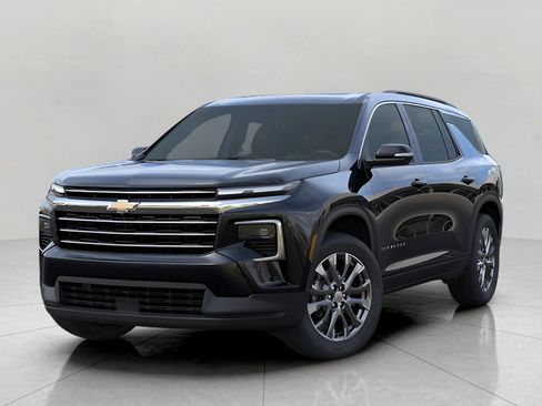New 2026 Chevrolet Traverse LT w/ Sun and Wheel Package AWD/4WD image 8