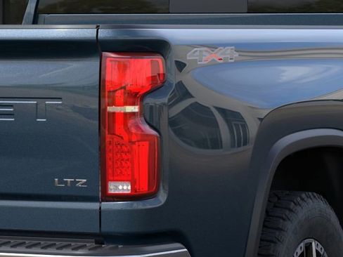 New 2026 Chevrolet Silverado 3500 LTZ w/ LTZ Premium Package AWD/4WD image 11