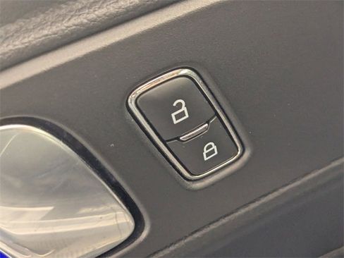 Used 2020 Ford Mustang GT Premium image 11