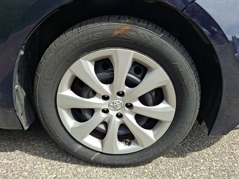Certified 2024 Toyota Corolla LE FWD image 9