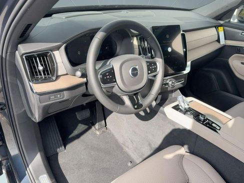 New 2026 Volvo XC90 T8 Ultra w/ Protection Package AWD/4WD image 24