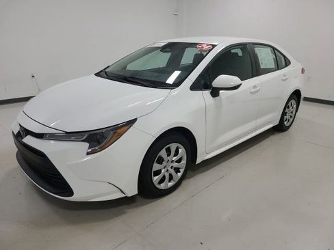 Certified 2024 Toyota Corolla LE FWD image 3