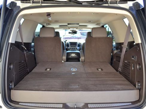 Used 2017 GMC Yukon Denali w/ Open Road Package AWD/4WD image 8