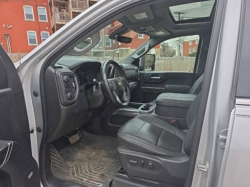 Used 2023 Chevrolet Silverado 3500 LTZ w/ LTZ Premium Package image 8