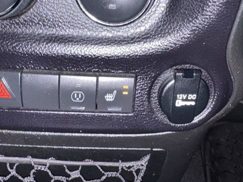 Used 2014 Jeep Wrangler Unlimited Sahara AWD/4WD image 24