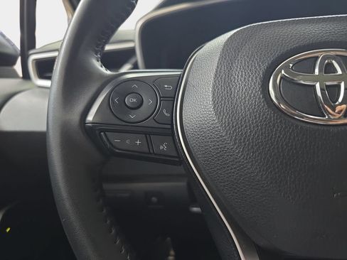 Used 2025 Toyota Corolla XLE FWD image 19