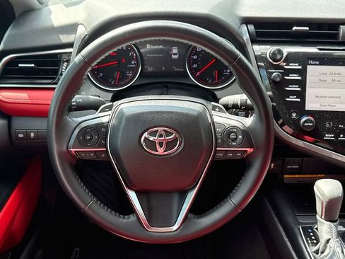Used 2019 Toyota Camry XSE FWD image 13