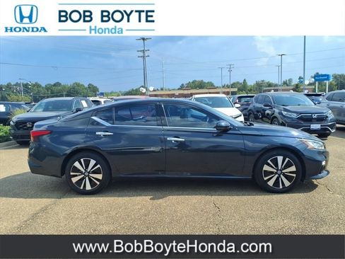 Used 2019 Nissan Altima 2.5 SV image 5