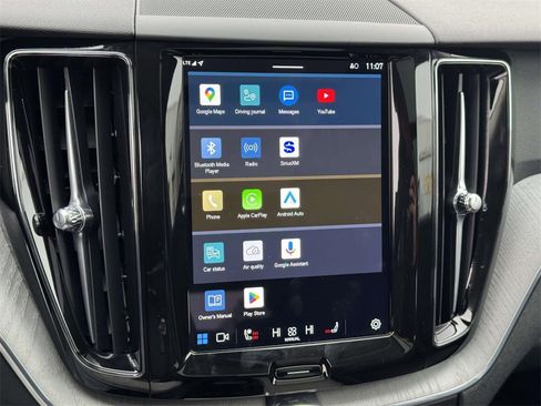 Certified 2025 Volvo XC60 B5 Plus image 25