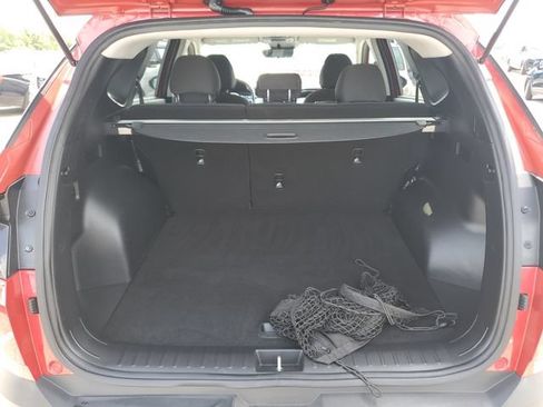 Used 2022 Hyundai Tucson SEL w/ Cargo Package AWD/4WD image 11