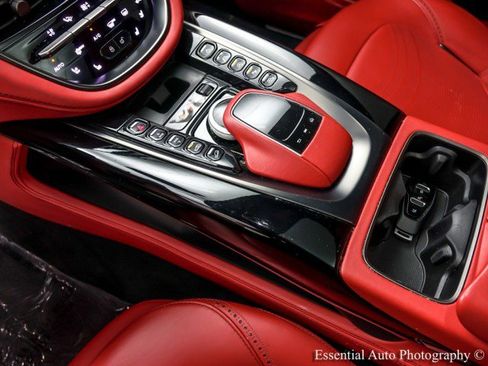 Used 2022 Aston Martin DBX AWD/4WD image 25