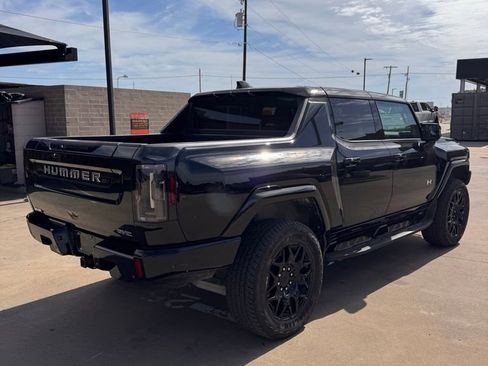 Used 2025 GMC Hummer EV 2X AWD/4WD image 8
