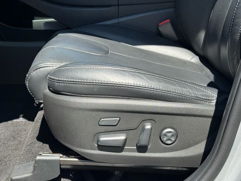 Used 2023 Hyundai Santa Fe Calligraphy FWD image 12