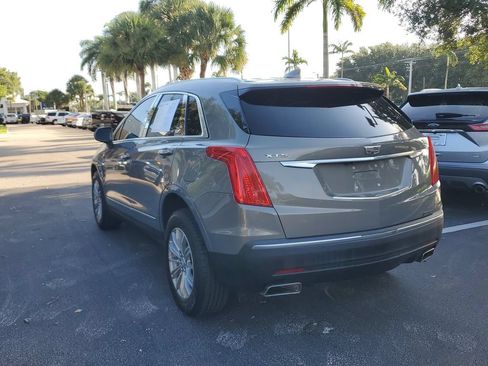 Certified 2018 Cadillac XT5 Luxury w/ Driver Awareness Package FWD image 3