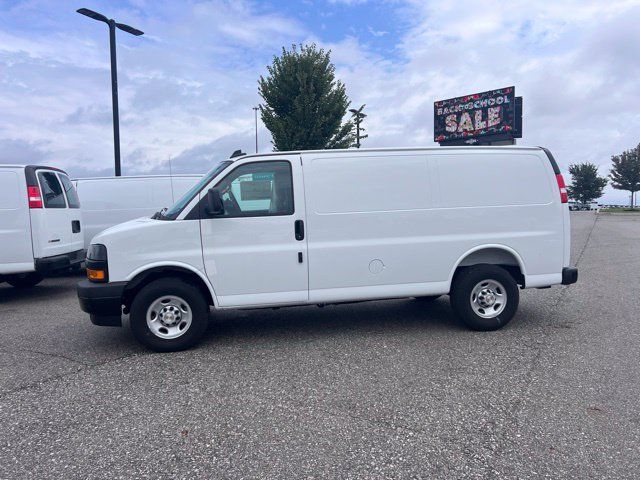 New 2025 Chevrolet Express 3500 w/ Driver Convenience Package RWD image 4