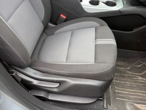 Used 2024 Chevrolet Blazer LT w/ Convenience Package FWD image 9