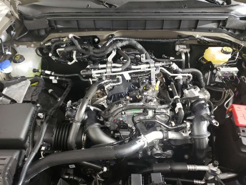 New 2025 Ford Bronco Big Bend image 16