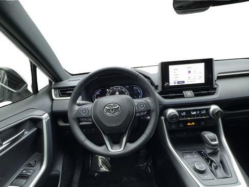 Used 2024 Toyota RAV4 SE w/ Convenience Package AWD/4WD image 37