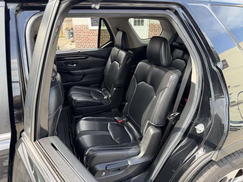 Used 2025 Honda Pilot EX-L image 22