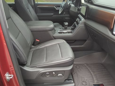 Used 2024 GMC Sierra 1500 Denali w/ Denali Reserve Package AWD/4WD image 29