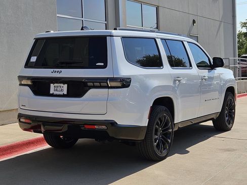 New 2026 Jeep Grand Wagoneer Summit AWD/4WD image 3