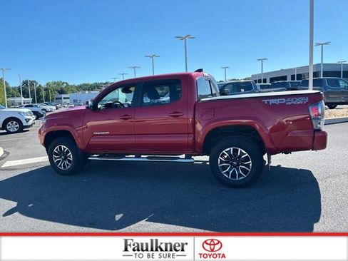 Certified 2021 Toyota Tacoma TRD Sport w/ Technology Package AWD/4WD image 15