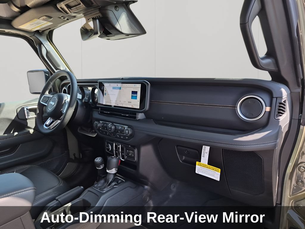 New 2026 Jeep Wrangler Unlimited Sahara AWD/4WD image 15