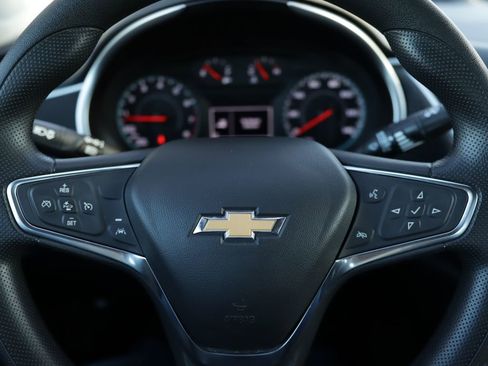 Used 2025 Chevrolet Malibu LT image 10