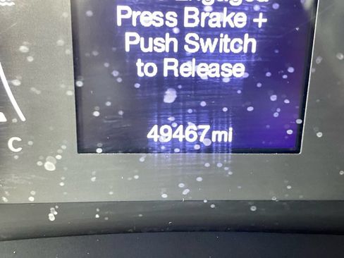 Used 2022 Jeep Compass Latitude w/ Sun and Sound Group FWD image 33