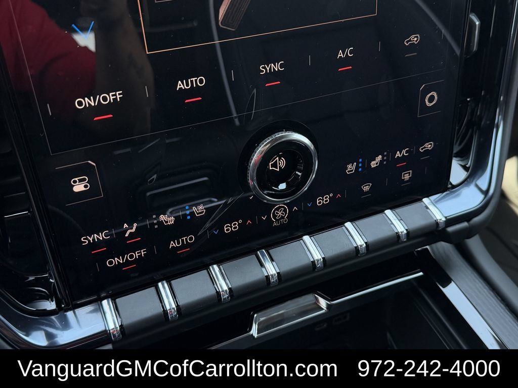 New 2026 GMC Yukon AT4 Ultimate w/ LPO, Floor Liner Package AWD/4WD image 17