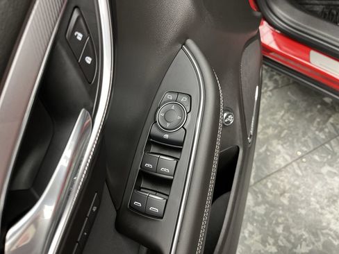 Used 2026 Buick Envision Sport Touring AWD/4WD image 9