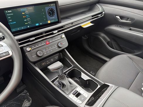 New 2026 Hyundai Tucson SE image 28