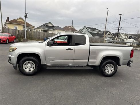 Used 2018 Chevrolet Colorado W/T image 10