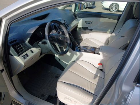 Used 2014 Toyota Venza XLE w/ XLE Premium Package AWD/4WD image 3